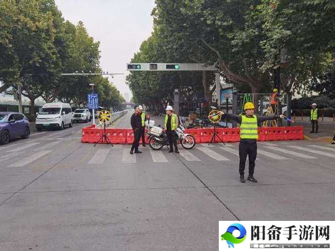 小扫货水能么多公交车：带你畅行城市